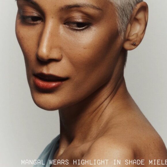 19/99 Cream Highlight Stick | Miele | NEW MAKEUP - Picture 4 of 4